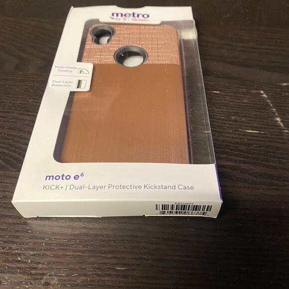 Metro Moto E6 Kick+ Dual-Layer Protective Kickstand Case - Picture 2 of 3